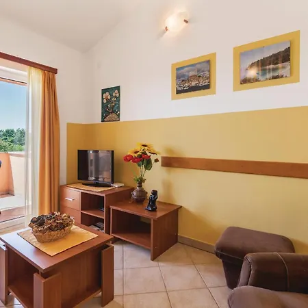 Ferienhaus Holiday Home Krnica Peruski *